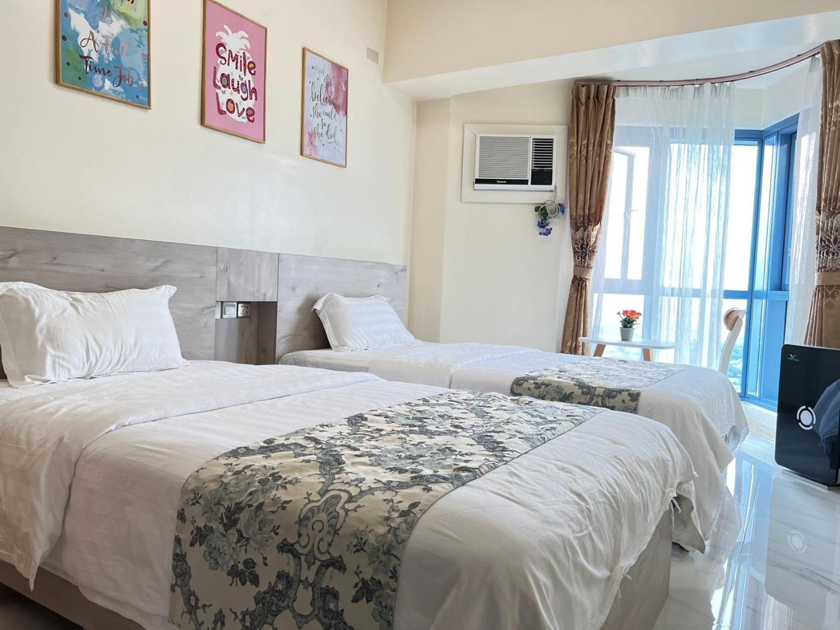 Grand Riviera Suites Manila Exterior photo