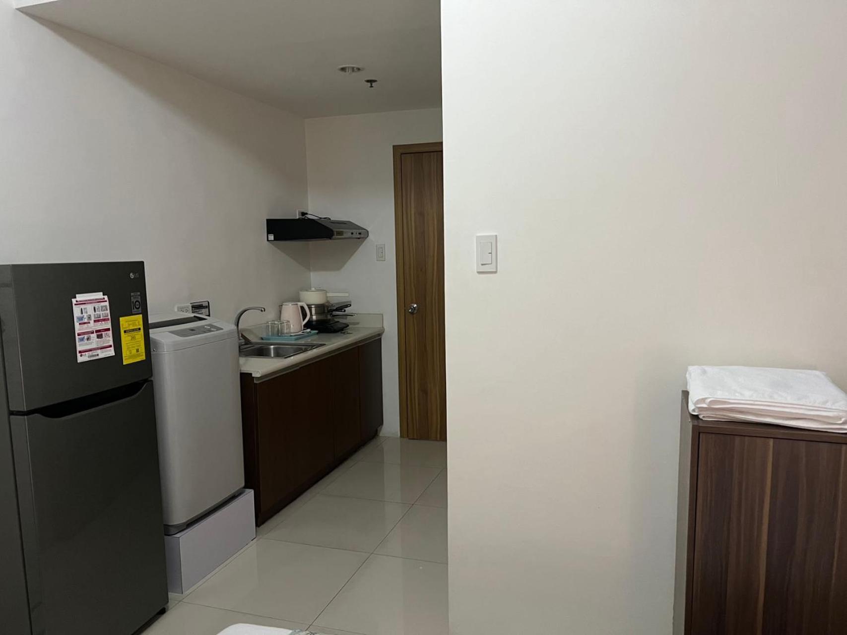 Grand Riviera Suites Manila Exterior photo